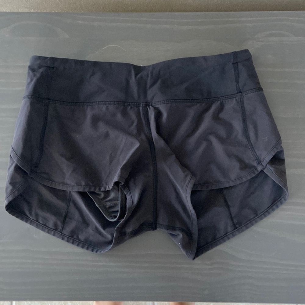 Lululemon Speed Up Low Rise Shorts 2.5”